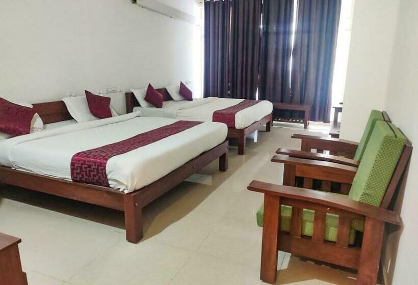 Семейный Номер, Fabhotel Raj Residency Madikeri