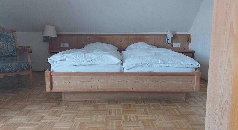 Номер Стандарт, Pension Am Engelsberg