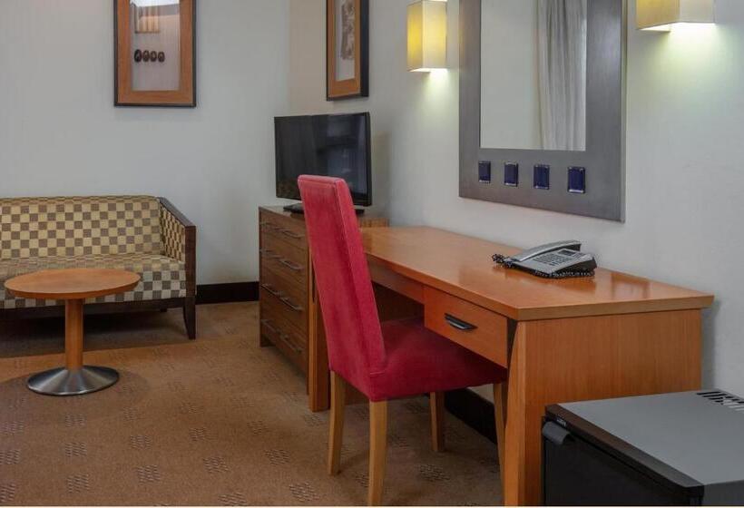Классический Номер, Crewe Hall Hotel & Spa   Cheshire