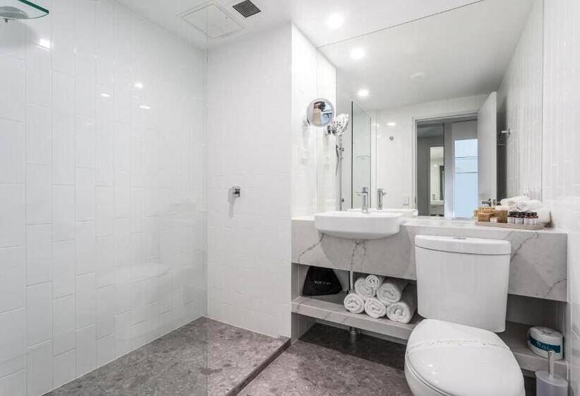 Номер Стандарт, Kingsford Smith Motel