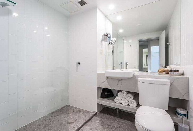 Номер Deluxe, Kingsford Smith Motel