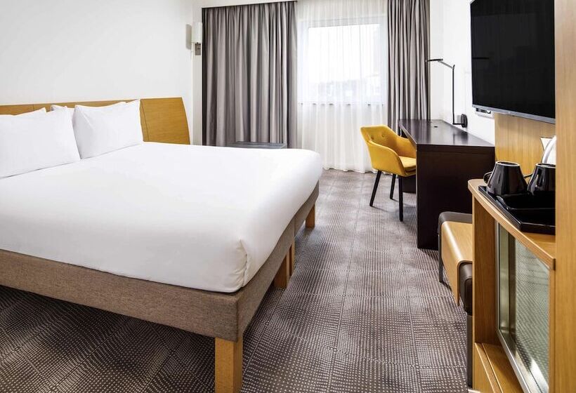 Номер Superior, Novotel London Greenwich