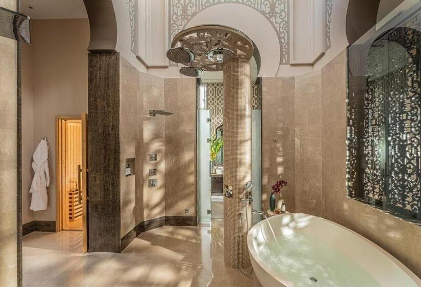 Вилла 3 Спальни, Four Seasons Resort Langkawi