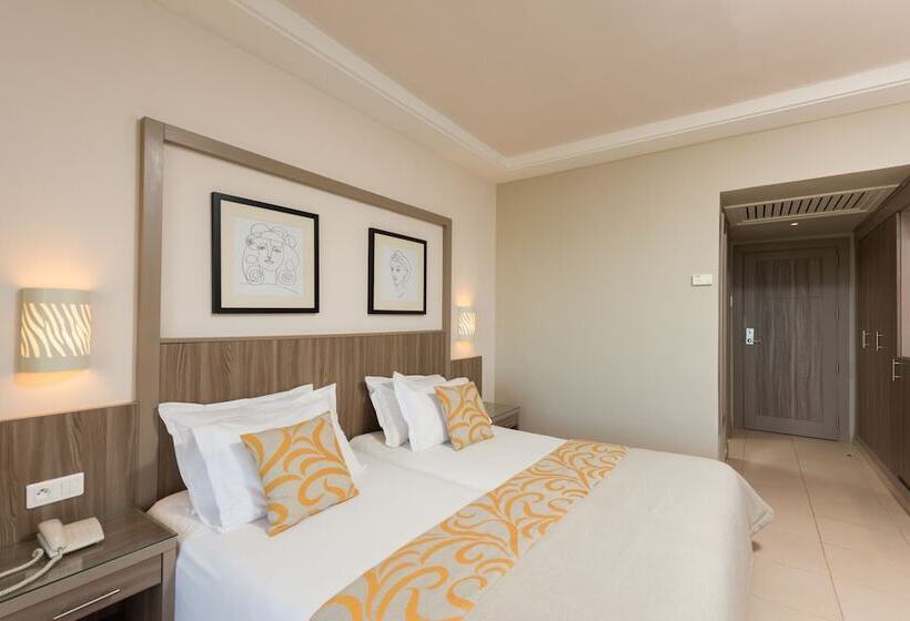 اتاق خانوادگی با چشم‌انداز باغ, Iberostar Waves Mehari Djerba
