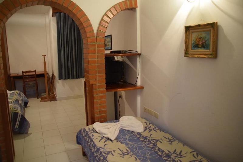 اتاق استاندارد سه نفره, Portal Del Sol