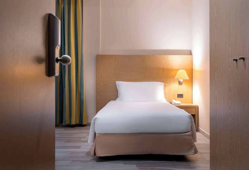 Номер Комфорт, Best Western Cavalieri Della Corona