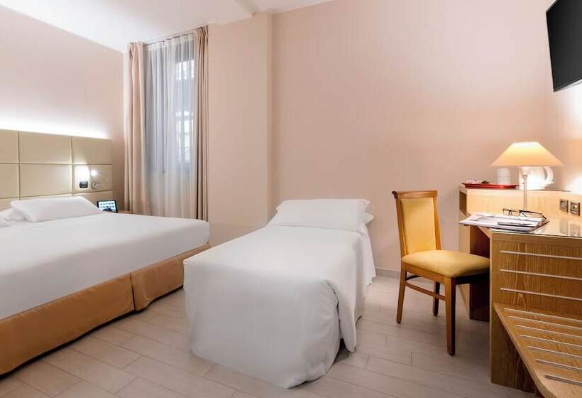 Номер Стандарт, Best Western Cavalieri Della Corona