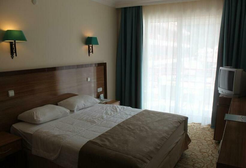 اتاق کلاب, Green Nature Resort & Spa