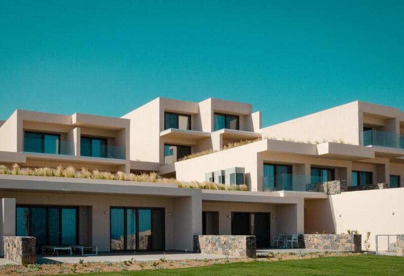 اتاق استاندارد با چشم‌انداز دریا, Robinson Ierapetra