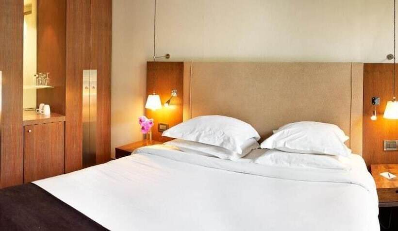 اتاق سوپریور, Grand Hôtel Champs Elysées
