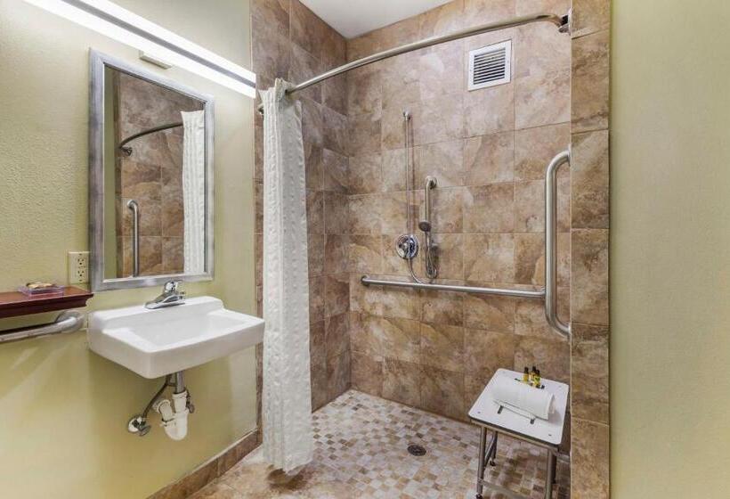 Номер Стандарт Адаптированный для Инвалидов, Best Western Plus Wilmington/carolina Beach