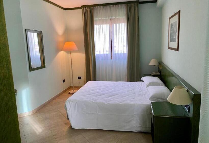 Люкс, Park Hotel Imperatore Adriano