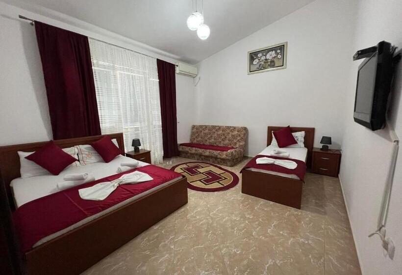 سوییت خانوادگی, Kasneci Apartments