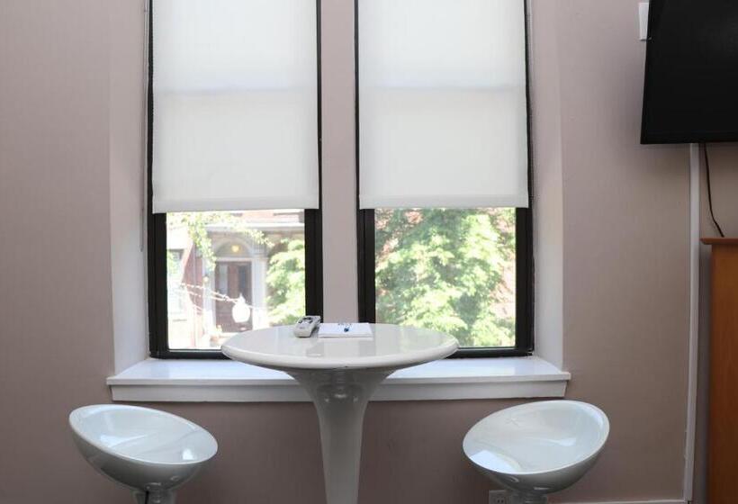 스탠다드 스튜디오, Stylish Downtown Studio In The Southend, C.ave #24