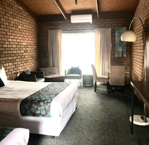 Номер Стандарт Трехместный, Bakery Park Motor Inn