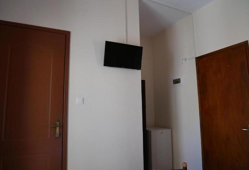 اتاق استاندارد یک نفره, Poseidon Rooms
