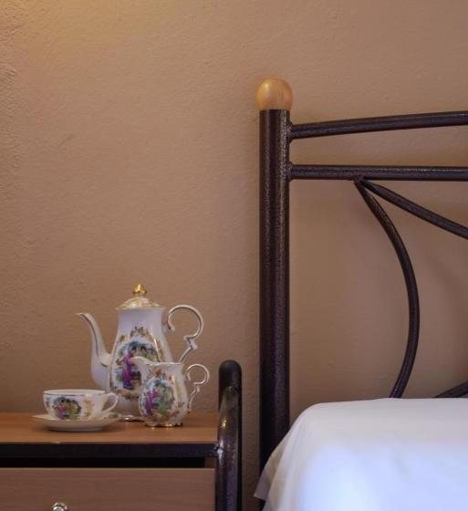 اتاق استاندارد یک نفره, Poseidon Rooms
