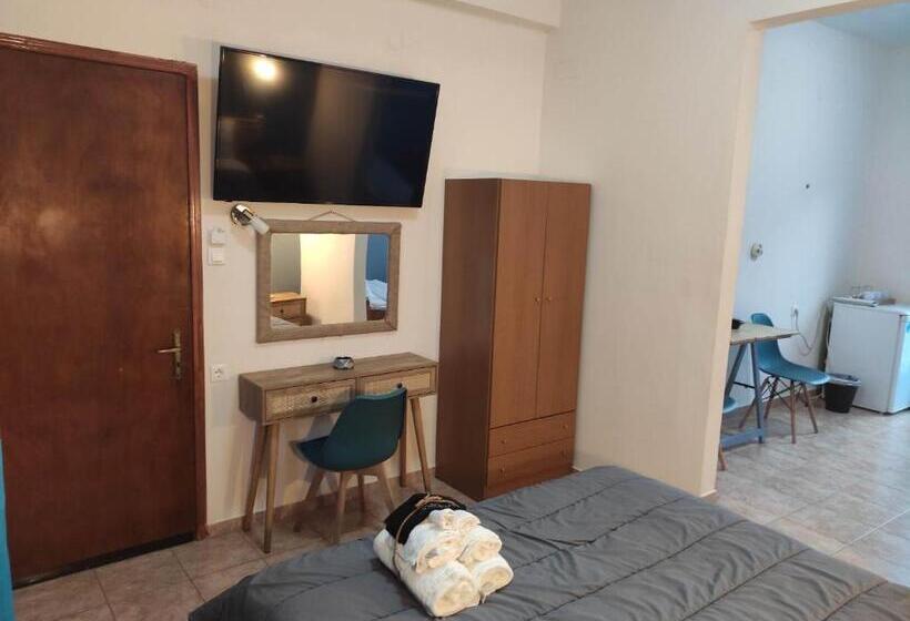 اتاق استاندارد سه نفره, Poseidon Rooms