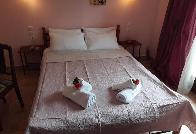اتاق استاندارد با چشم‌انداز کوهستان, Poseidon Rooms