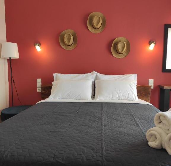 اتاق لوکس با چشم‌انداز دریا, Poseidon Rooms