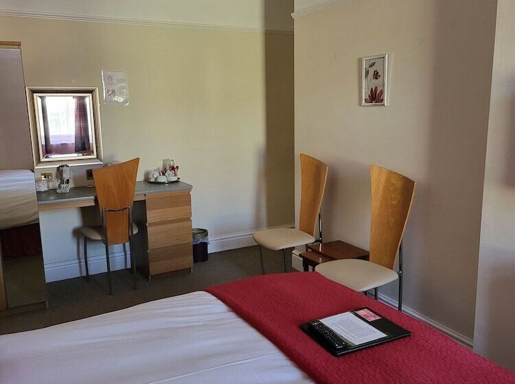 Трехместный Номер Deluxe, Rossdene House
