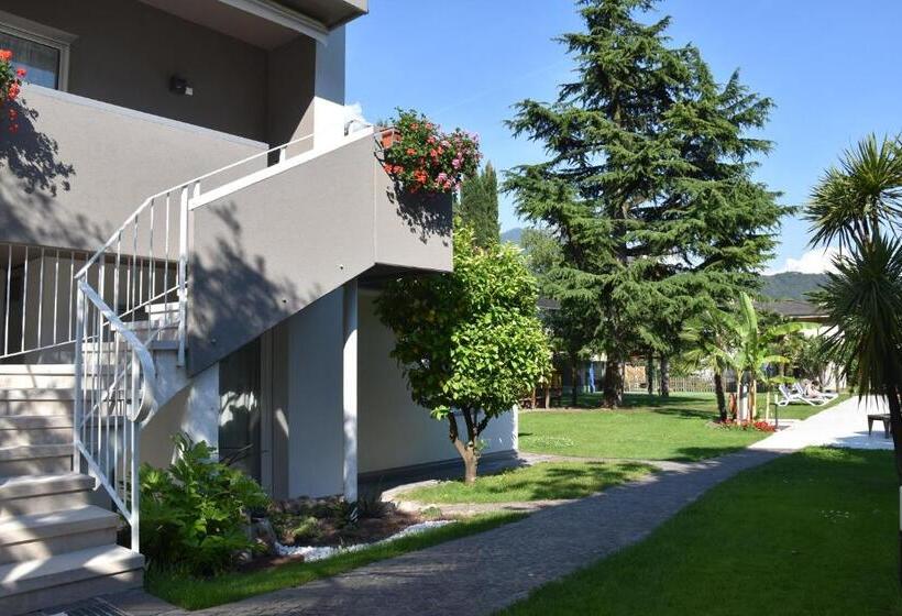Апартаменты 1 Спальня, Villa Dina
