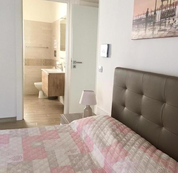 اتاق استاندارد سه نفره, B&b San Giovanni