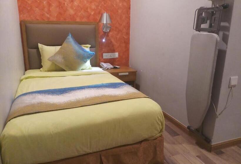 Номер Стандарт Индивидуальный, K Garden Hotel  Sdn Bhd