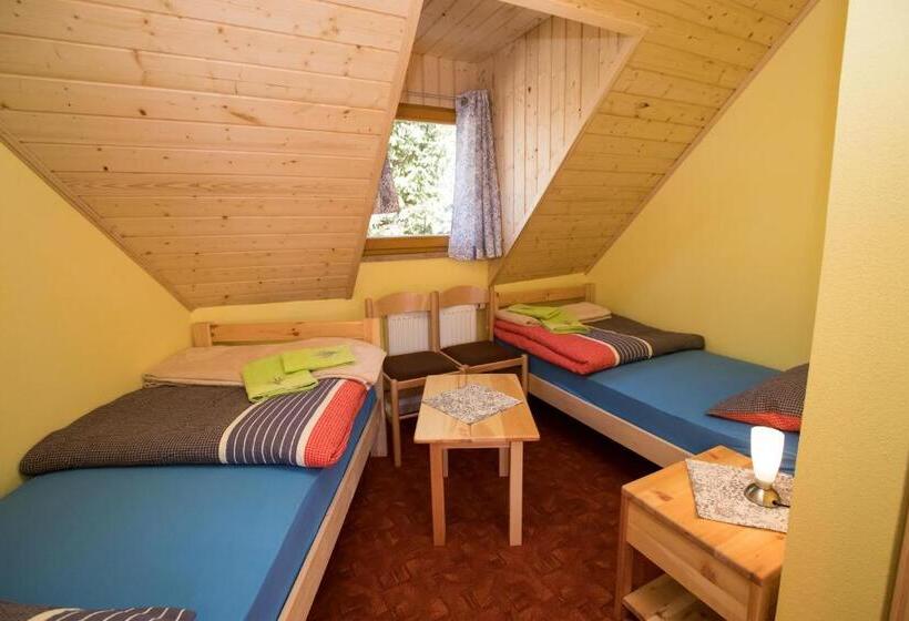 آپارتمان 1 خوابه, Farmhouse Pri Miklavu