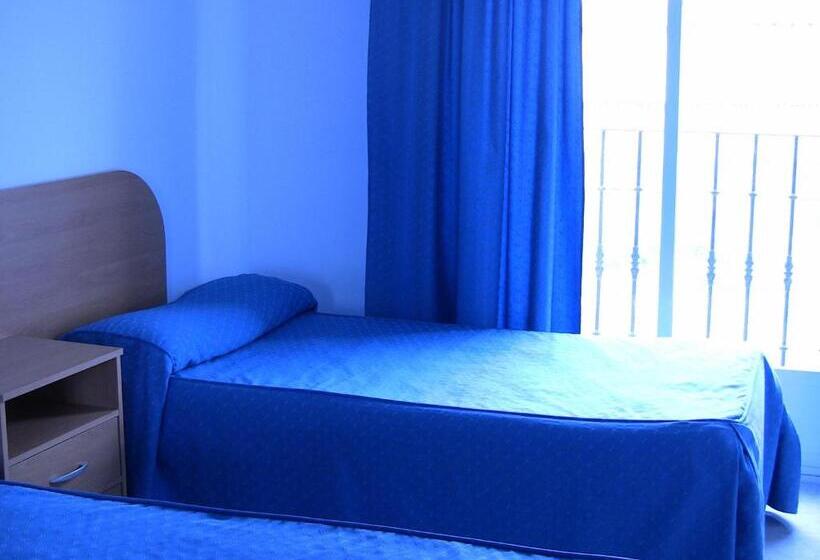 Апартаменты 2 Спальни, Apartahotel Los Hermanos