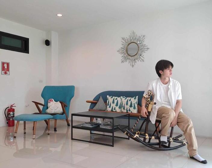 バルコニー付きスタンダードルーム, Jamjuree Home At Udonthani