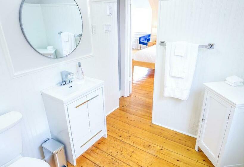 带大床的标准间, Mahone Bay Bed And Breakfast