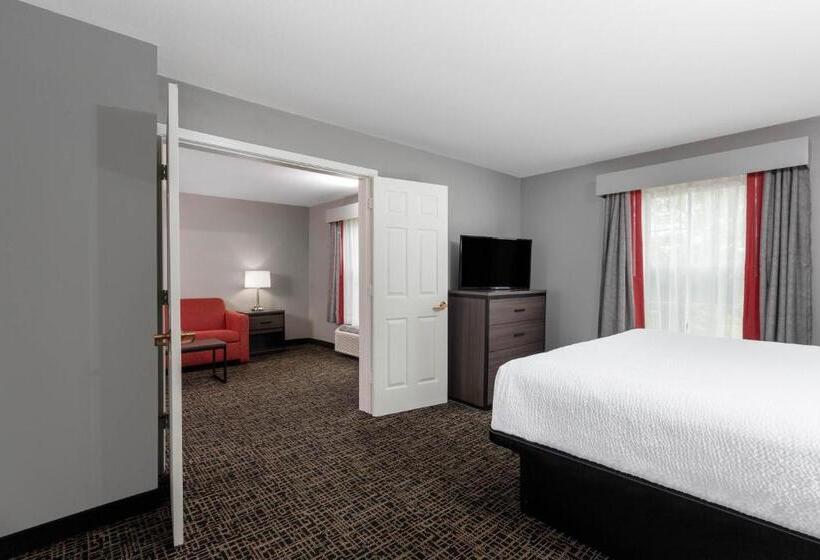 Люкс Superior, Ramada By Wyndham Sellersburg/louisville North