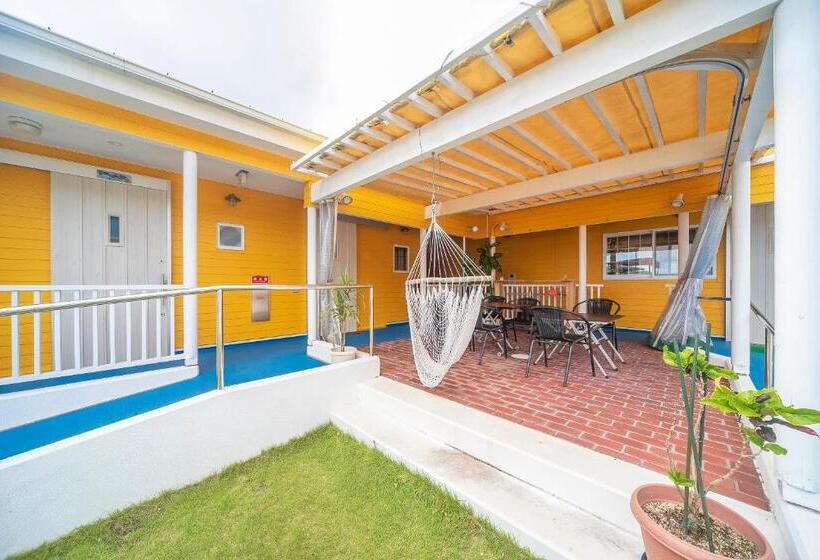 اتاق استاندارد یک نفره, Zerogravity Seisui Villa