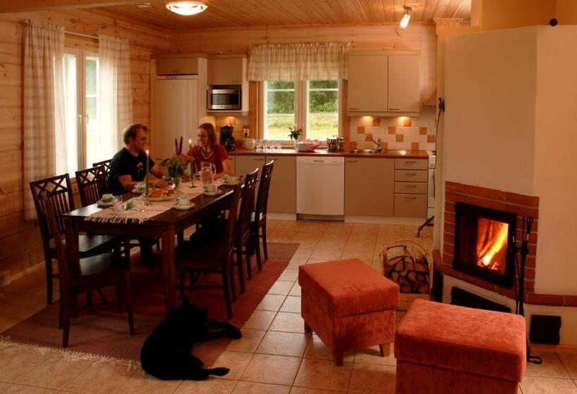 Номер Стандарт Индивидуальный Совместная Ванная, Hostel Lomakivi