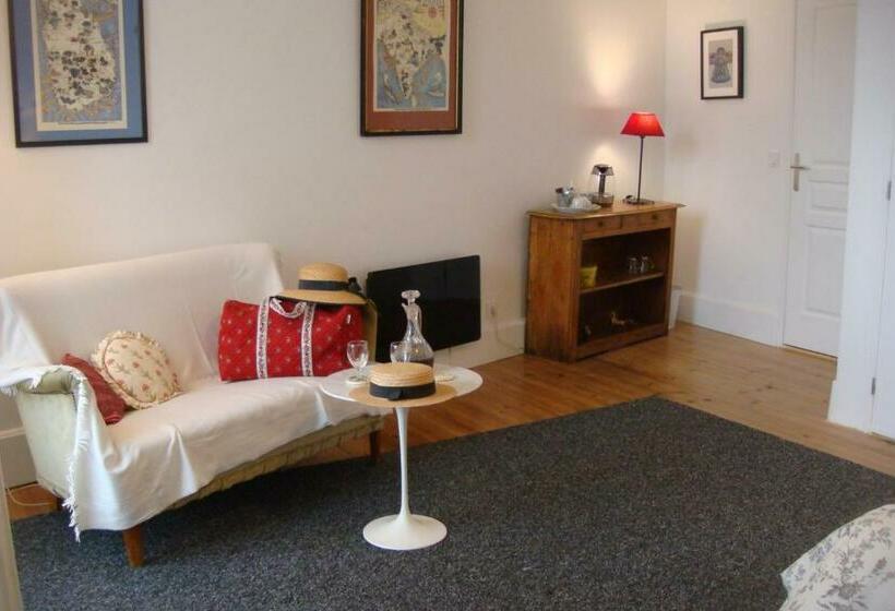 Номер Стандарт, Aumes Sweet Home Chambre D Hôtes