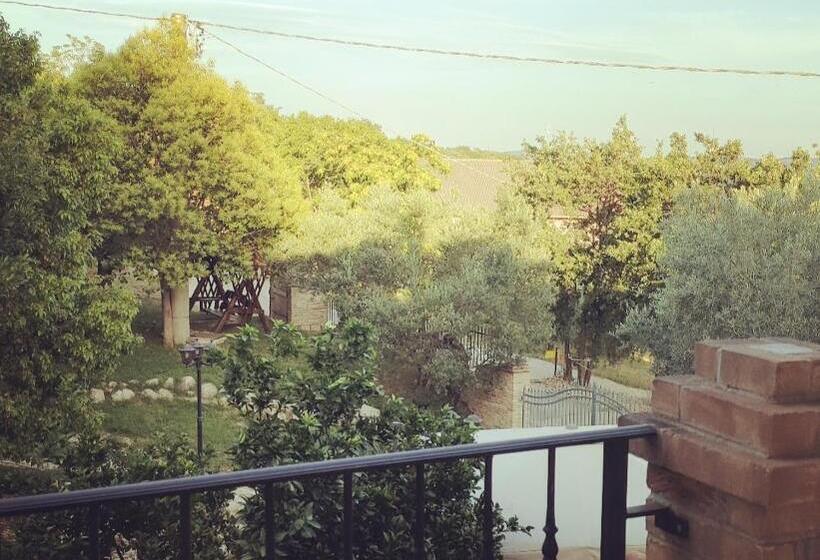 Четырехместный Номер Стандарт, Casale Del Sole
