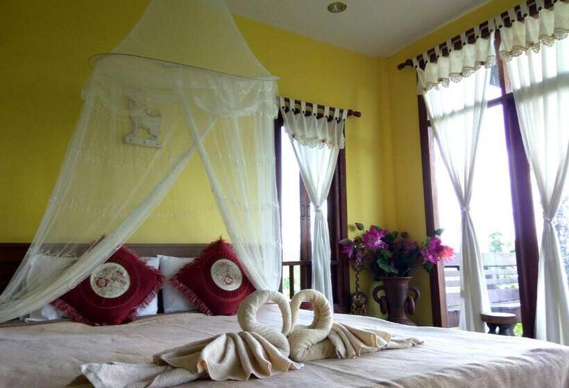 Трехместный Номер Deluxe, Khunyuam Resort