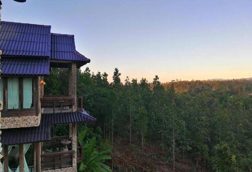 Трехместный Номер Deluxe, Khunyuam Resort