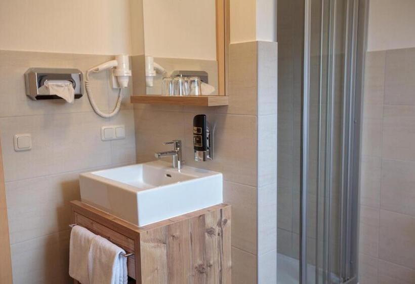 Семейный Номер, Pension Pirkdorfer See