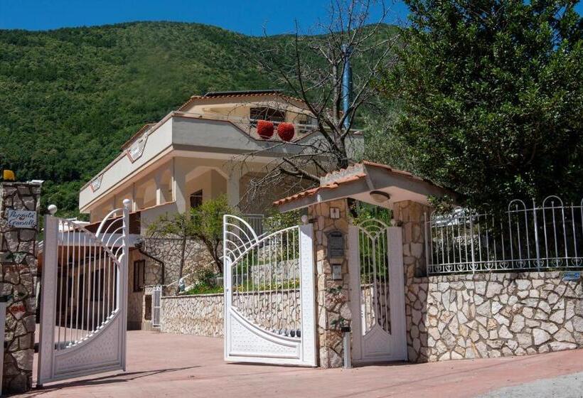Трехместный Номер Стандарт с Балконом, Villa Cerasiello