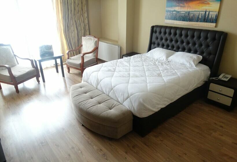 Triple Room Sea View, Yakamoz Otel