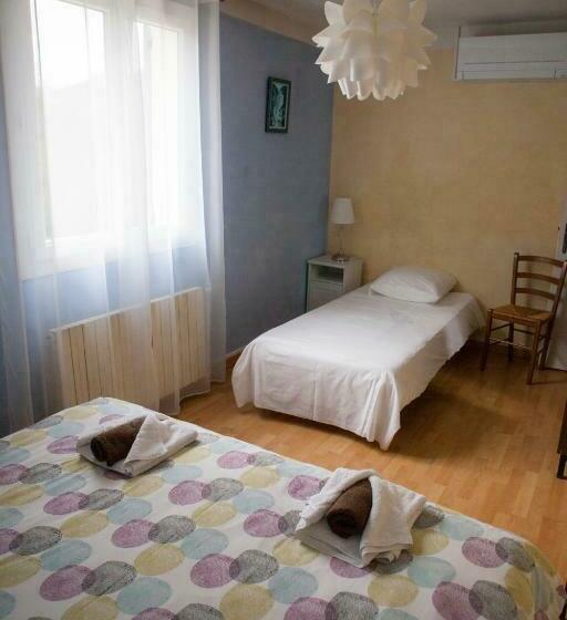 Номер Стандарт Трехместный, Auberge De La Vallee