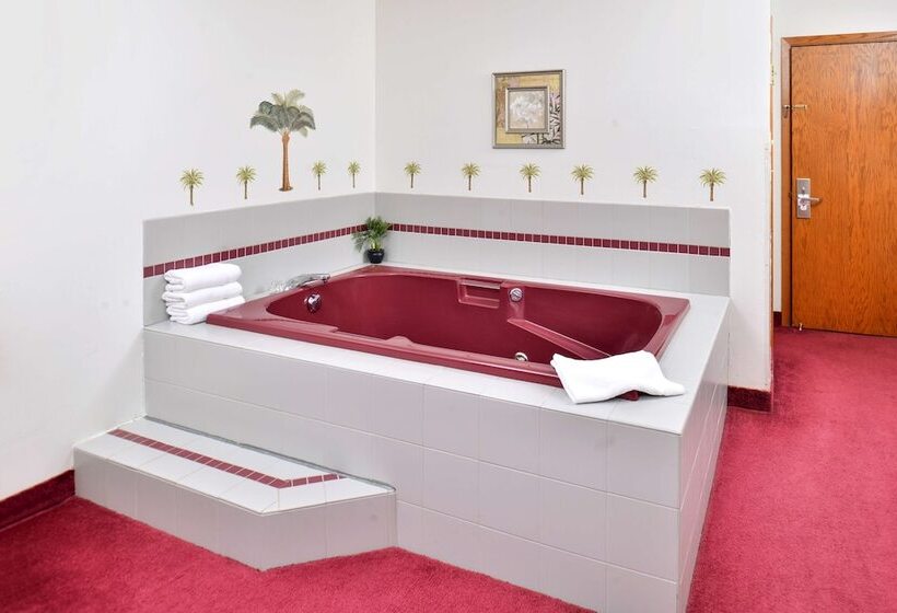 Люкс, Sauk River Inn & Suites, A Travelodge By Wyndham