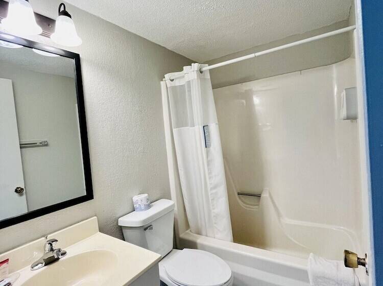 Люкс, Sauk River Inn & Suites, A Travelodge By Wyndham