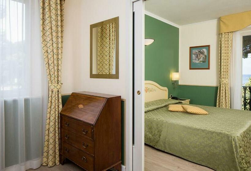Полулюкс, Grande Albergo