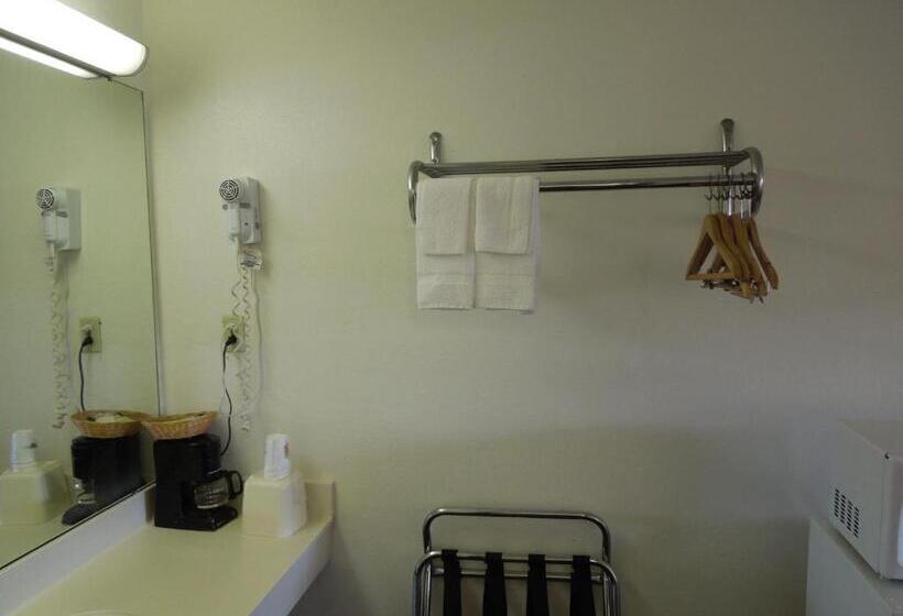 스탠다드 룸 킹사이즈 침대, Super 8 By Wyndham Fort Mitchell Cincinnati Area