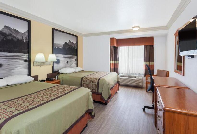 스탠다드 룸 더블 침대 2개, Super 8 By Wyndham Santa Clarita/valencia