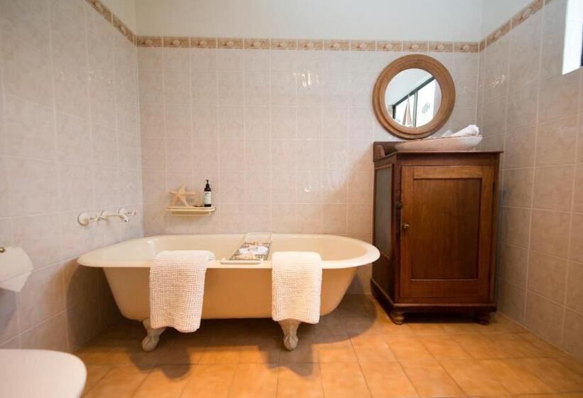 Дом 1 Спальня, Boathouse  Birks River Retreat