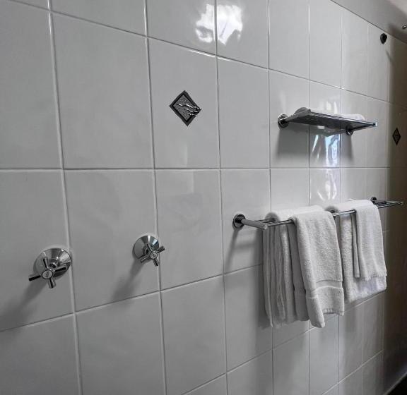 스탠다드 트리플 룸, Country Roads Motor Inn Dysart